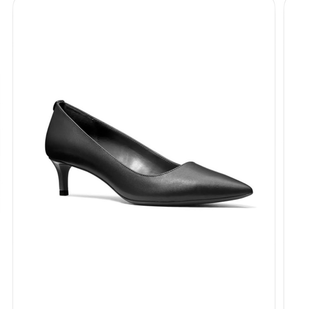 NEW Michael Kors Alina Classic Black Kitten Heels Pumps Leather